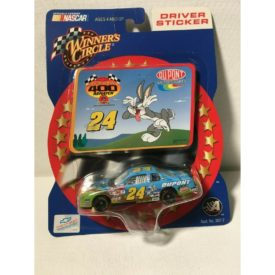 Winners Circle #24 Du Pont Motorsports Bugs Bunny Jeff Gordon Blue Monte Carlo