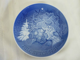 Bing & Grondahl 1981 Jule After Christmas Peace Plate