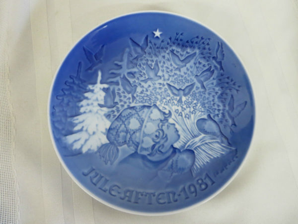 Bing & Grondahl 1981 Jule After Christmas Peace Plate