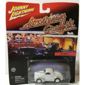 Johnny Lightning American Graffiti 1941 Willys Gasser Coupe Hot Rod Pearl White 1:64 Diecast Collectible