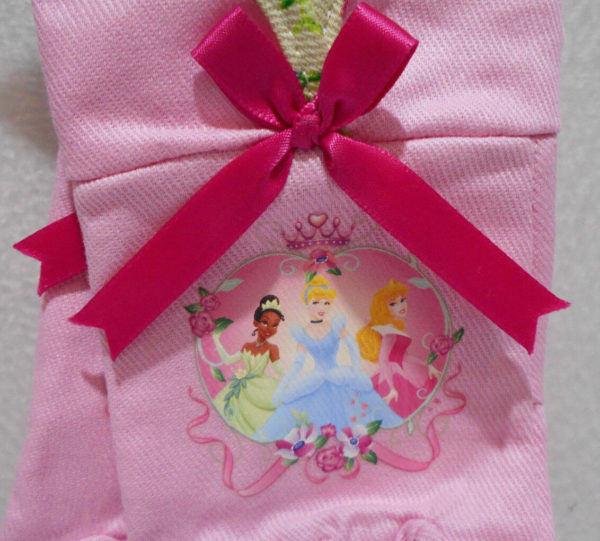 Pair of Youth Small Gardening Cotton Work Gloves Pink / Disney Princess - Image 3