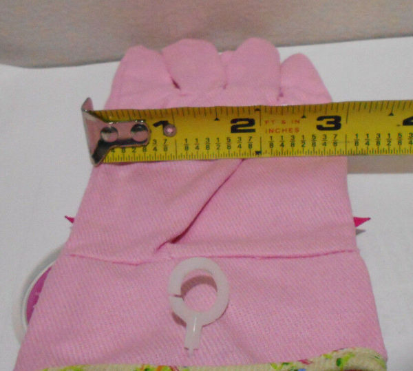 Pair of Youth Small Gardening Cotton Work Gloves Pink / Disney Princess - Image 6