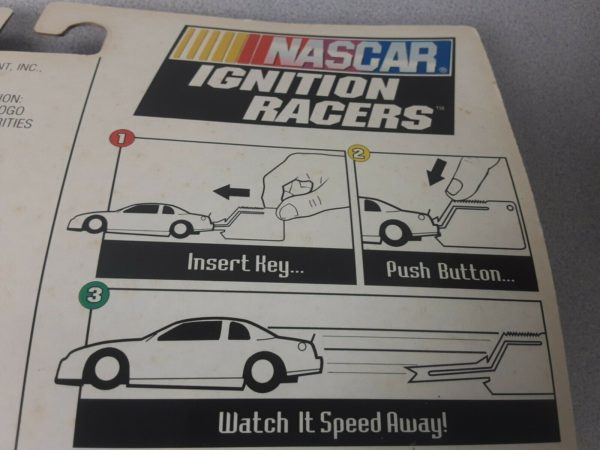 1997 Toy Biz NASCAR #94 Bill Elliott Ignition Racers 1:64 - Image 6