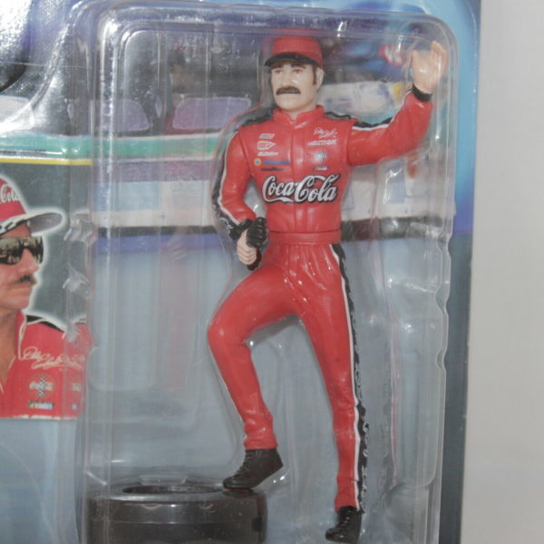Starting Lineup Winner's Circle - Dale Earnhardt Action Figure 1999 Series - Image 4
