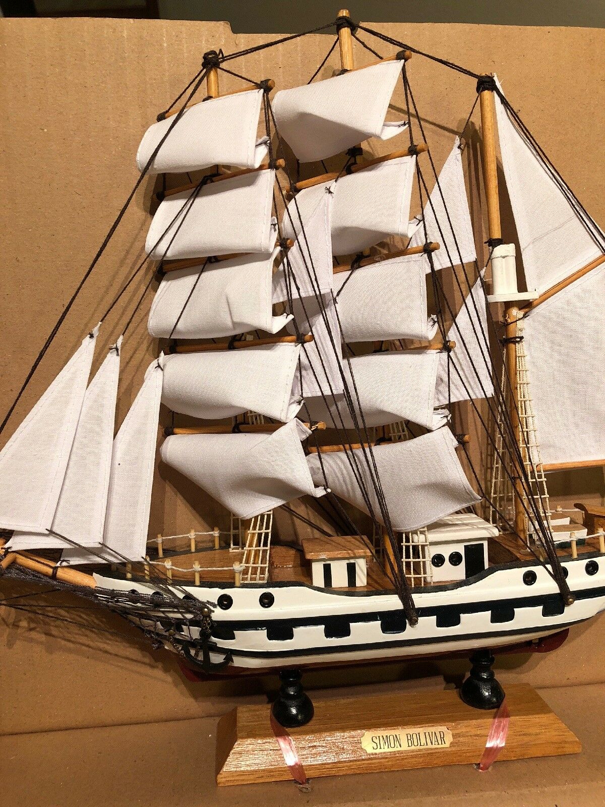 Heritage Mint Tall Ships of the World Collection 13 Tall Replica Ship - Simon Bolivar