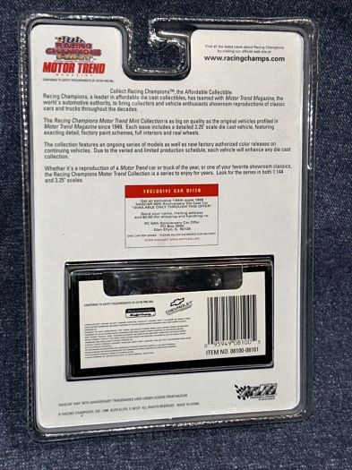 1998 Racing Champions Mint Motor Trend 1960 Chevy Corvair #189 Diecast 1:64 Scale - Image 4