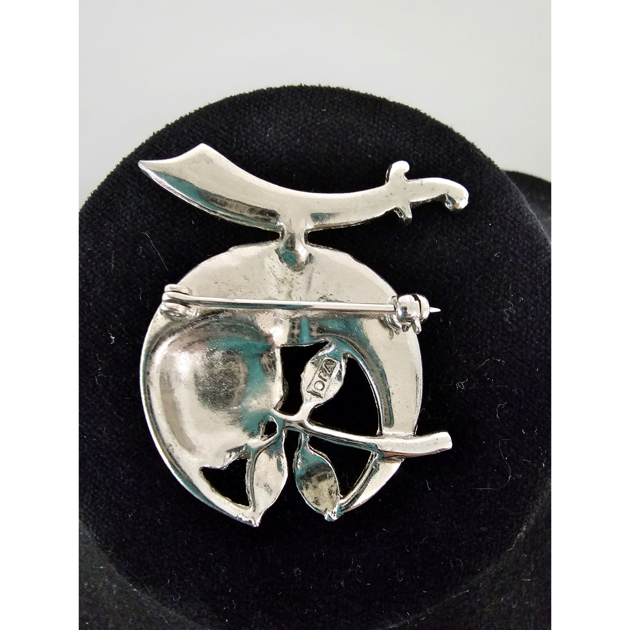 Vintage Shriner Daughters of the Nile Silver Tone & Clear Rhinestone Scimitar Brooch by ORA - Image 3